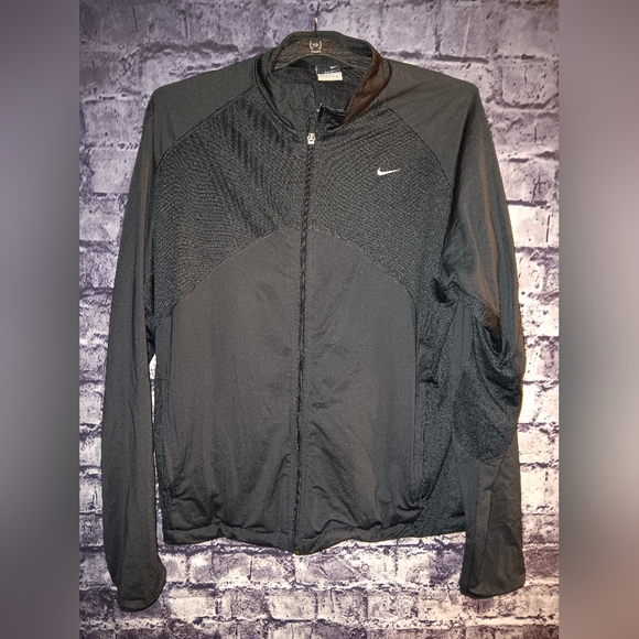 Black Zipup Nike Jacket Large - Picture 1 of 2